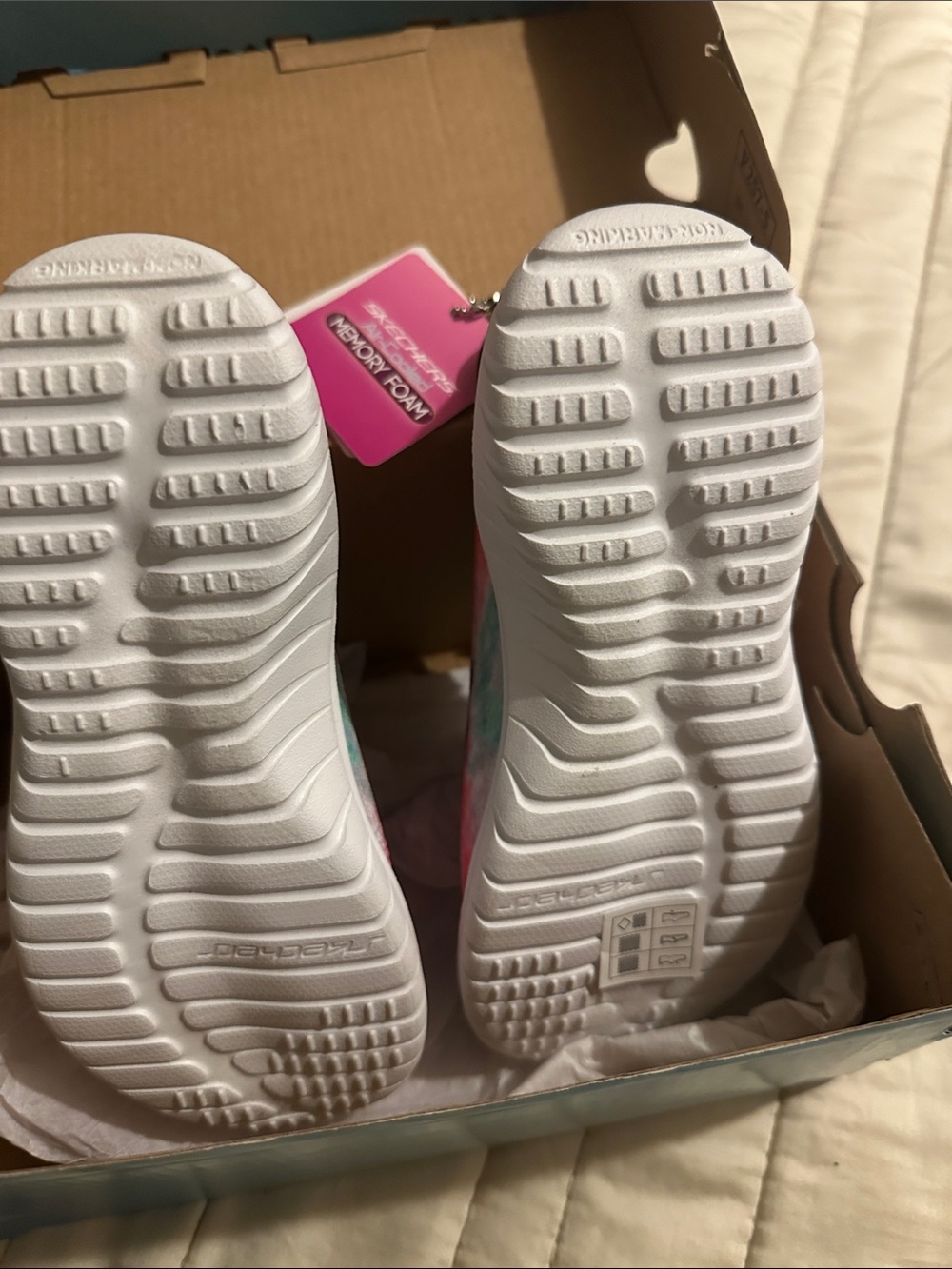 Skechers® Ultra Flex 2.0 Cloudy
Cool Girls' Slip-On Shoes size 11 - Picture 9 of 10
